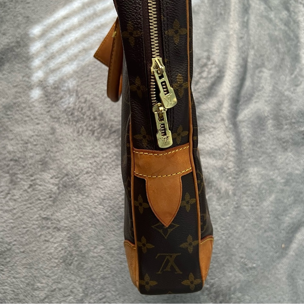 Louis Vuitton Brown Monogram Briefcase - Picture 9 of 11